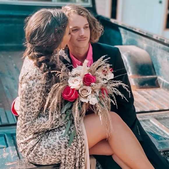 The most stunning formal dress! Everyone needs leopard in their closet 💕 - Picture 4 of 4